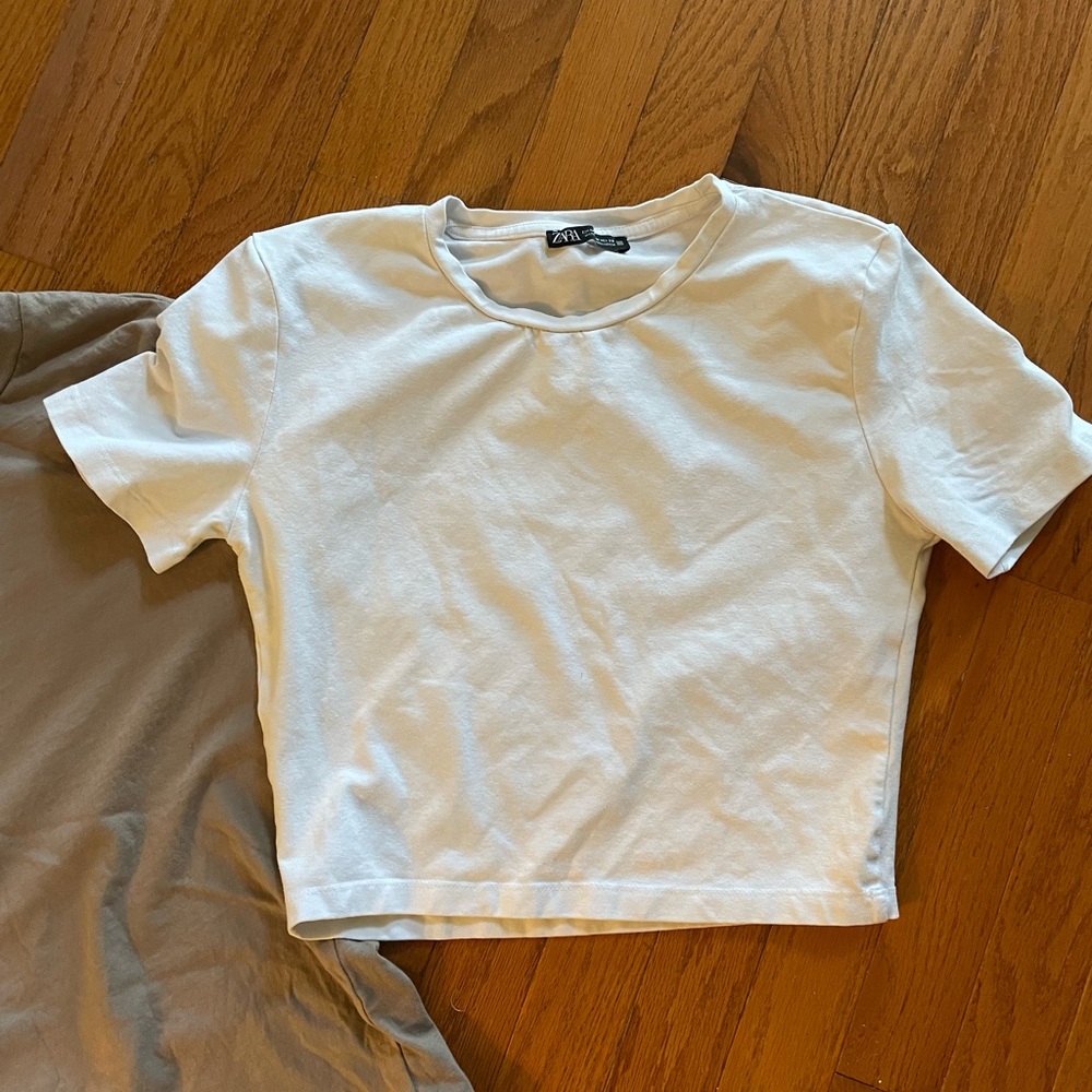 3  Zara crew neck t shirt - Picture 5 of 8